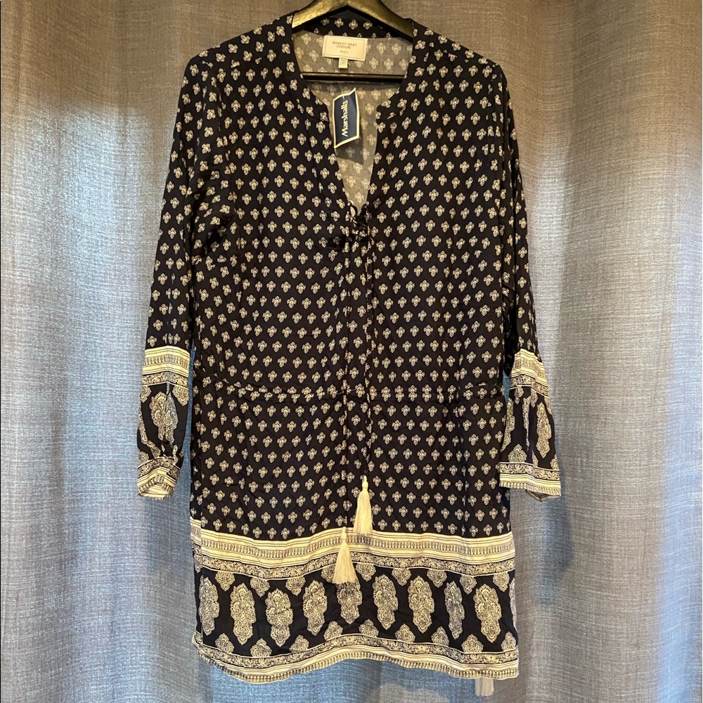 Navy and white beach coverup